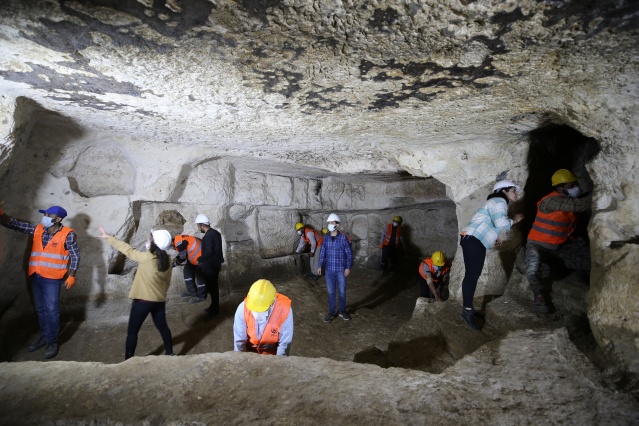 Midyat'ta mağarada başlayan kazı, devasa bir yer altı şehrine doğru ilerliyor