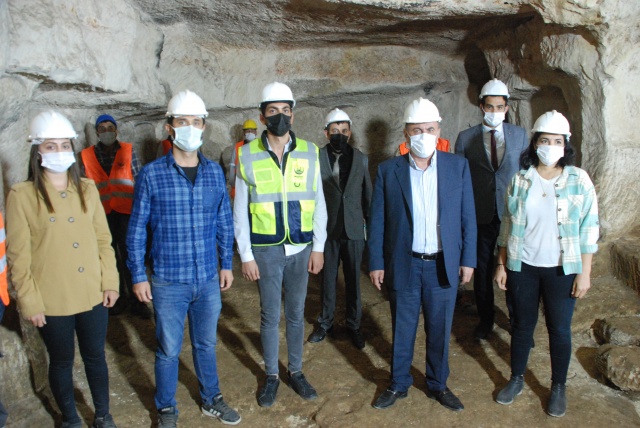 Midyat'ta mağarada başlayan kazı, devasa bir yer altı şehrine doğru ilerliyor Midyat Belediye Başkanı Veysi Şahin