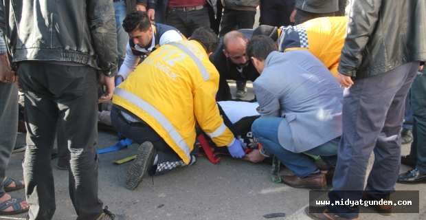 Midyat ta trafik kazası : 2 yaralı