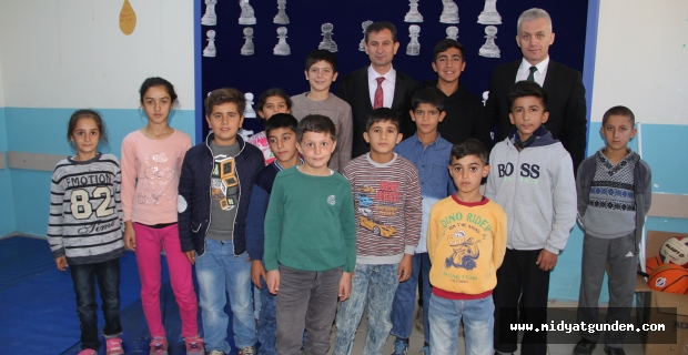 Türkiye İş Bankası'nın desteğiyle 10 okula satranç sınıfı