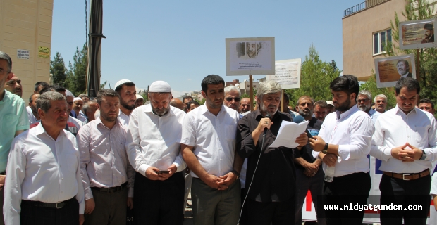 Mursi için Cuma Namazı sonrası gıyabi cenaze namazı kılındı