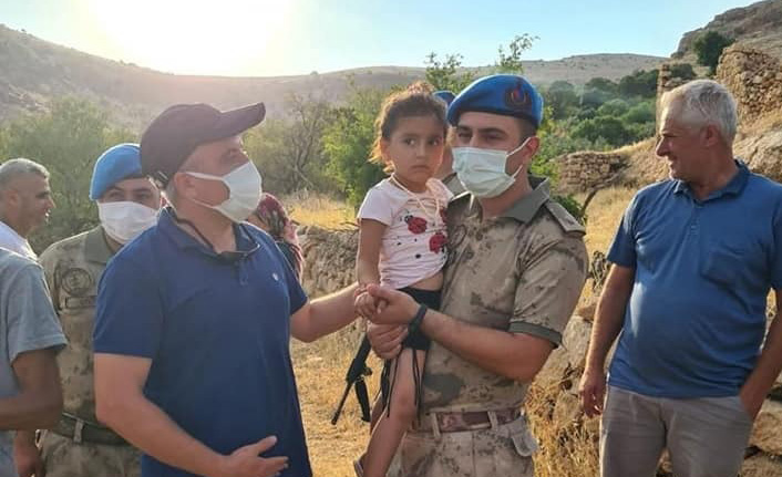 Son dakika Dağda kaybolan 3 yaşındaki Hazal’ı Mehmetçik buldu