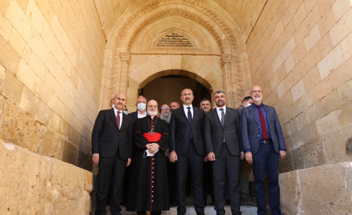 Adalet Bakanı Abdülhamit Gül ziyaret ve incelemelerde bulundu