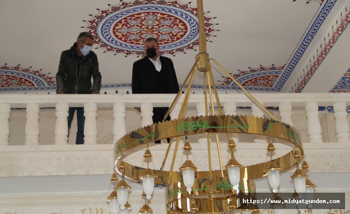Belediye Başkanı Şahin, Camii inşaatını inceledi