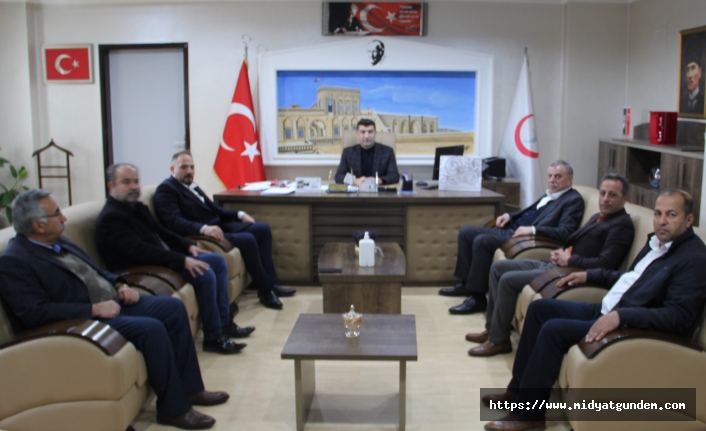 Başkan Şahin, 14 Mart Tıp Bayramı sebebiyle sağlık çalışanlarını ziyaret etti