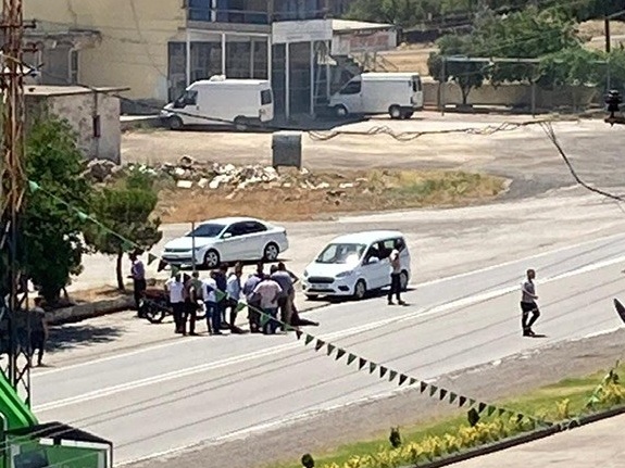Gaziantep'te otomobilin çarptığı motosiklet sürücüsü yaralandı