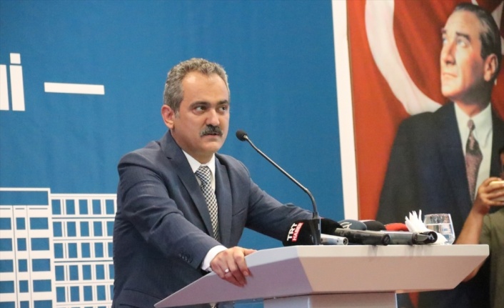 Milli Eğitim Bakanı Özer, Türkiye'deki okullaşma oranına dikkati çekti: