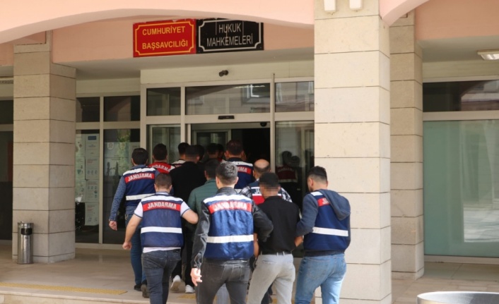 Siirt'te yasa dışı bahis operasyonunda 2 zanlı tutuklandı