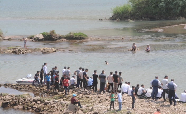 Şırnak'ta Dicle Nehri'ne giren 2 çocuk akıntıya kapılarak kayboldu