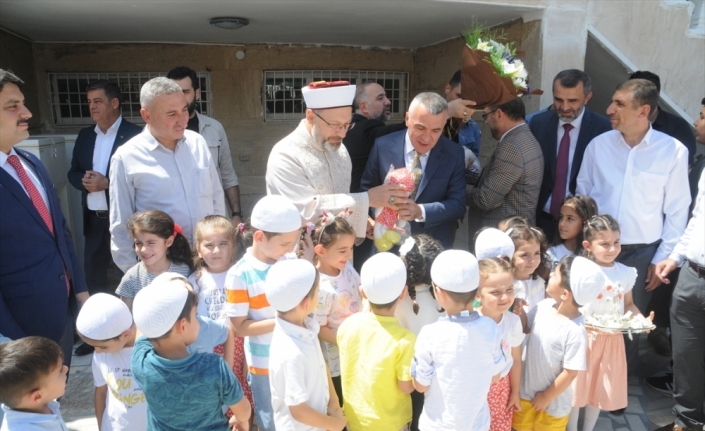 Diyanet İşleri Başkanı Erbaş, Şırnak Müftülüğünü ziyaret etti, Cizre'de temaslarda bulundu