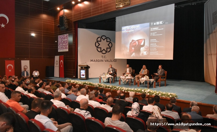 Mardin'de 15 Temmuz Demokrasi ve Milli Birlik Günü paneli düzenlendi