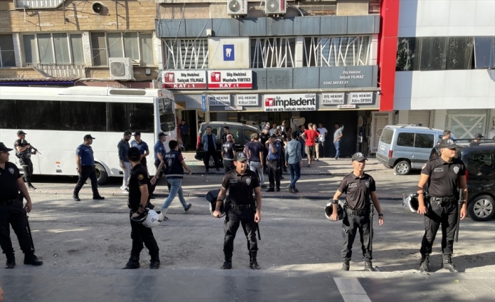 GÜNCELLEME - Gaziantep'te çıkan kavgada 1 kişi bıçakla yaralandı
