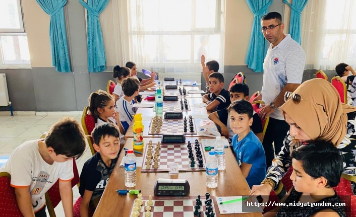 Mardin Gentaş Group Midyat Zafer Bayramı Satranç Turnuvası Başladı