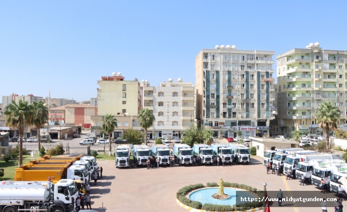 Kızıltepe Belediyesi temizlik araç filosunu genişletti