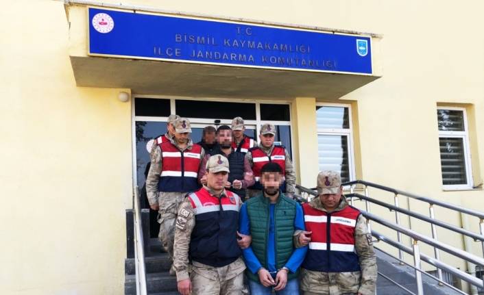 Diyarbakır'da tefecilik operasyonunda 2 zanlı tutuklandı