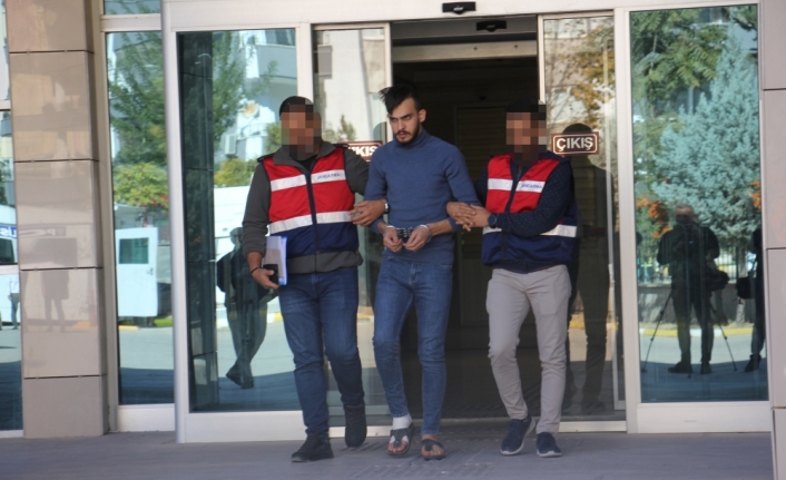 Gaziantep'te yakalanan terör örgütü PKK/PYD mensubu tutuklandı