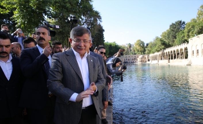 Gelecek Partisi Genel Başkanı Davutoğlu, Şanlıurfa'da konuştu: