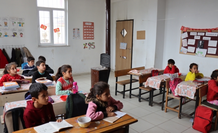Hıncal Uluç'un memleketi Kilis'te isminin verildiği okulda hüzün hakim