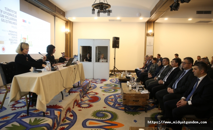 Mardin'de "Uzlaştırma Farkındalık Artırma Semineri" düzenlendi