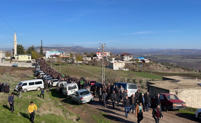 Kilis'te göçükte hayatını kaybeden 2 işçi toprağa verildi