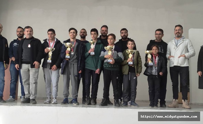 Midyat’ta Çocukları Hakları Satranç Turnuvası yapıldı