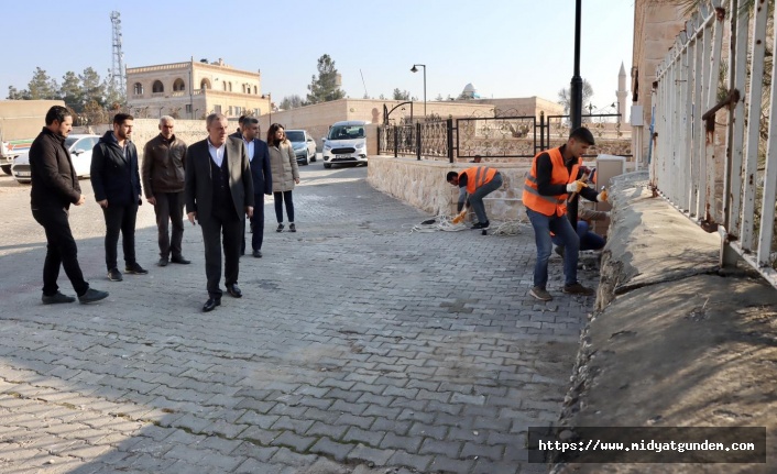 Midyat’ta sokak sağlıklaştırma çalışmalarına başlandı